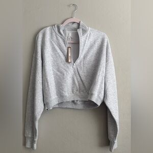 NWT Skims Cotton Fleece cropped half sip in light Heather Grey Size L